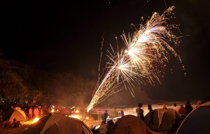 tahun baru di pantai jogja