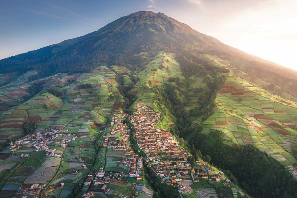 Pemandangan seperti ini bisa Anda nikmati dalam paket wisata Nepal van Java Magelang