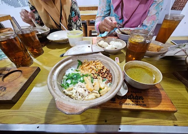 BUBUR BAKAR & SOTO REMPAH BADRAN