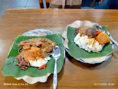 Gudeg Manggar Bu Tjondro
