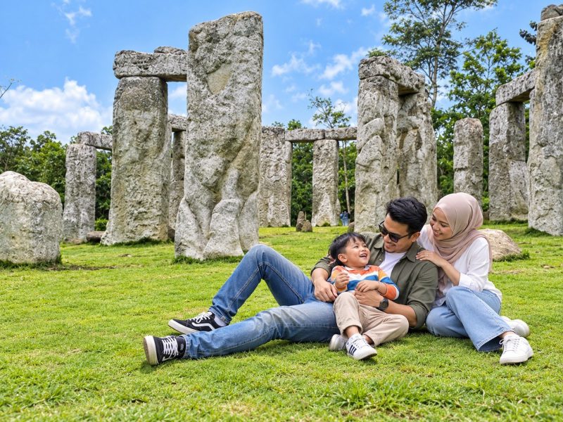 daya tarik wisata stonehenge jogja